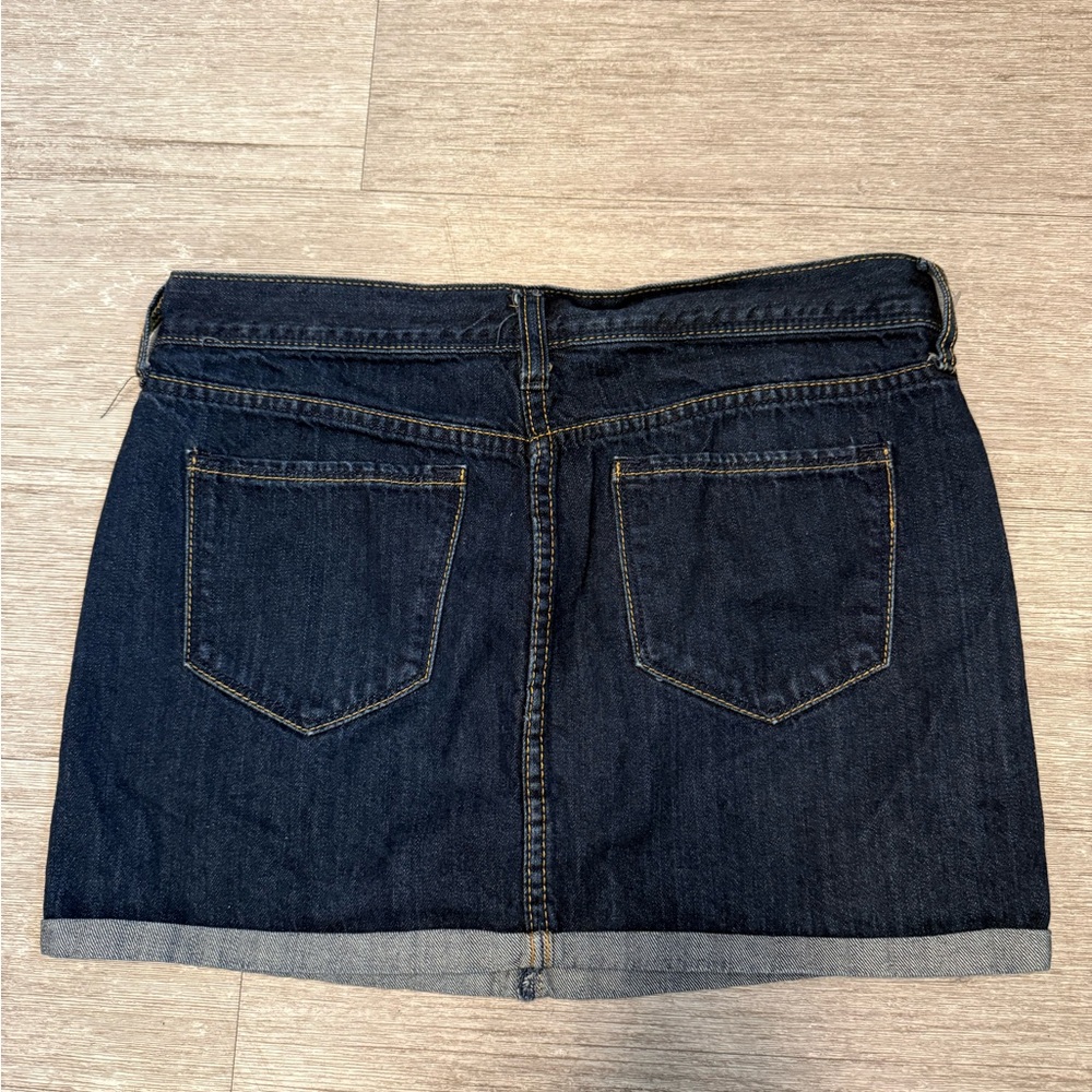 Old Navy Dark Wash Denim Mini Skirt - Picture 2 of 9